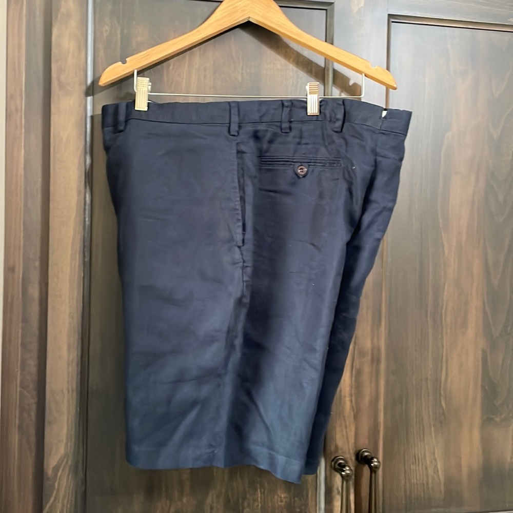 Men’s linen shorts